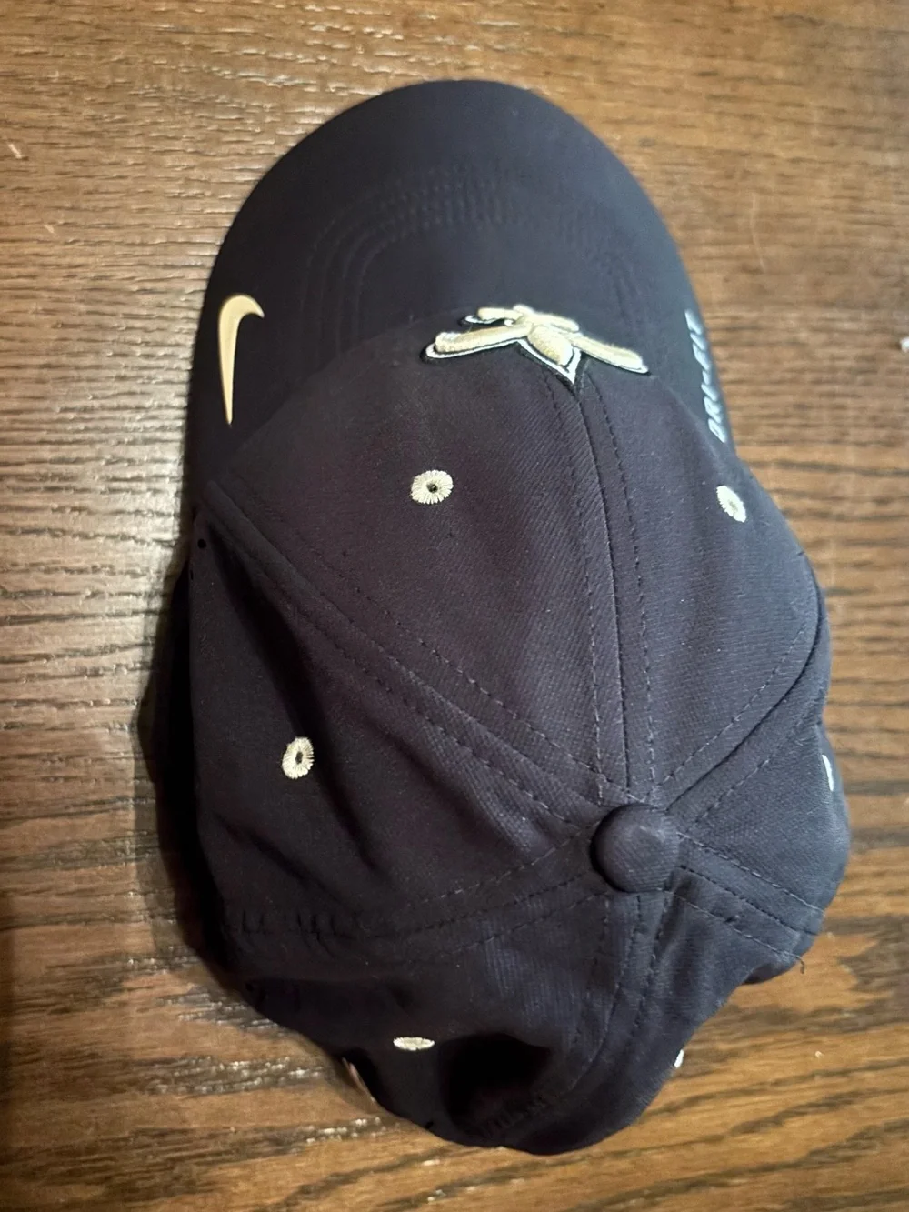 Nike Dri-FIT New Orleans Saints Fitted Hat Black Est S/M Size Tag Missing